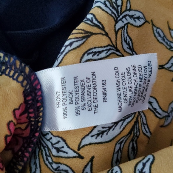 Marc New York Floral Top - Picture 5 of 5